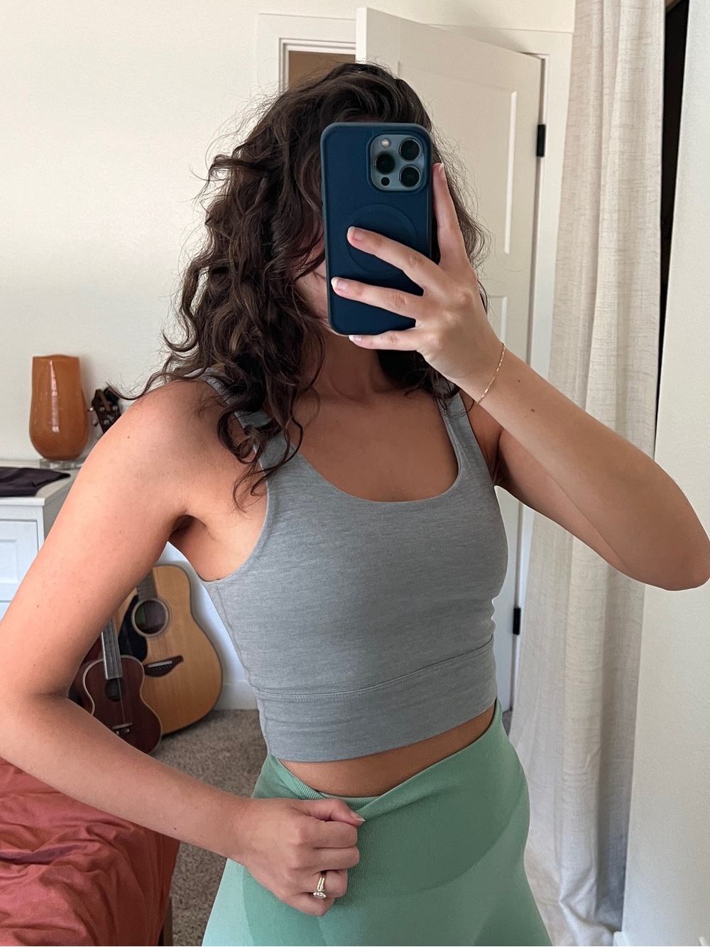 Nike Women’s Yoga LUXE Infinalon Crop Tank Top - Grey